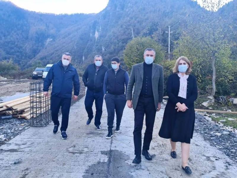 სოფელ ჩქუმში მისასვლელი საავტომობილო გზა სრულად განახლდა